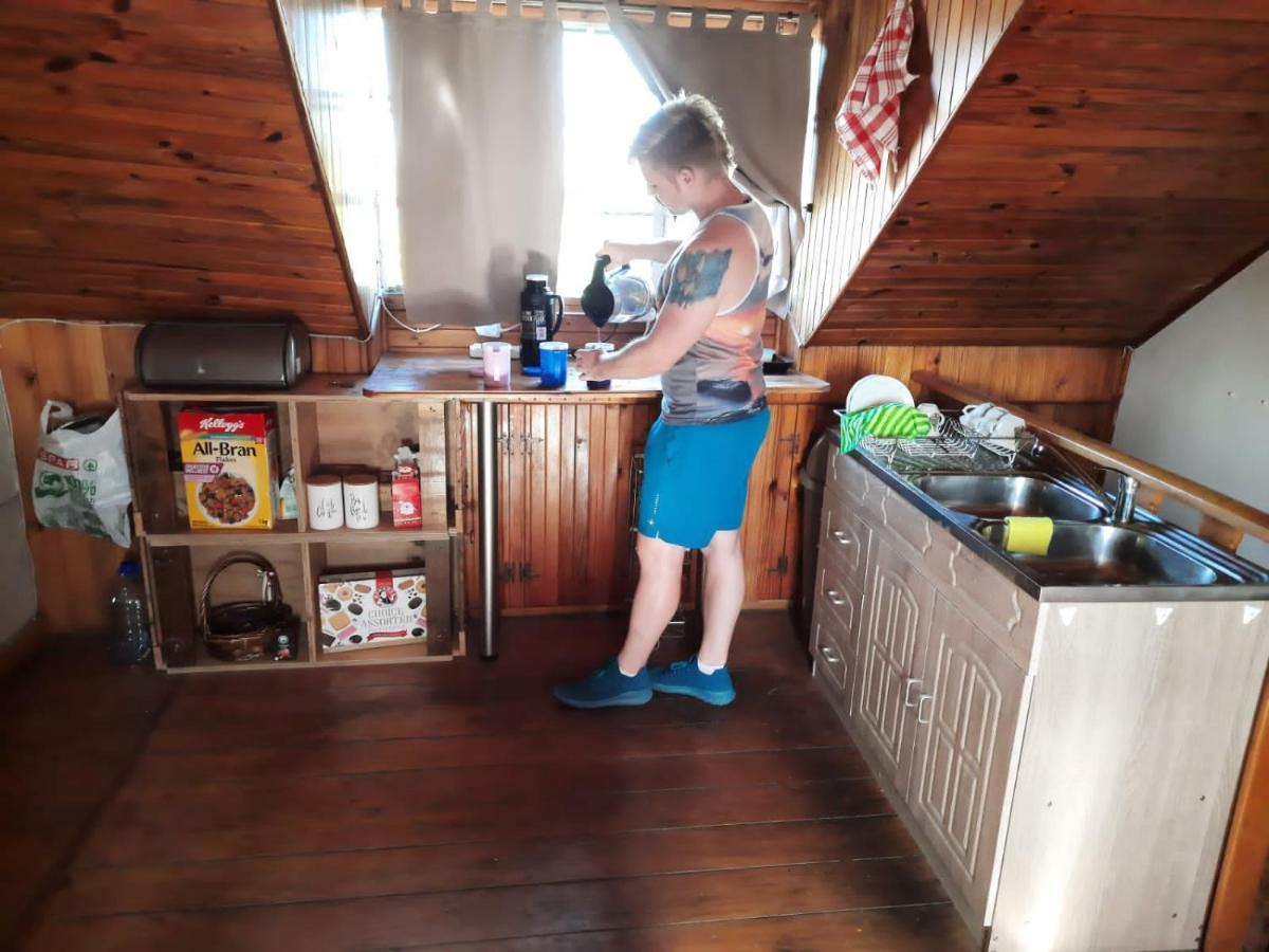 Keedols Inn & Backpackers クニスナ エクステリア 写真